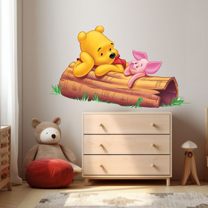 Naklejki na ścianę KUBUŚ PUCHATEK rozmawia z prosiaczkiem 60 cm na 90 cm